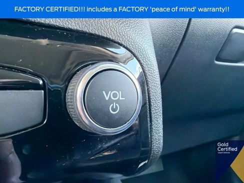 Used 2025 Ford Escape Platinum AWD/4WD image 40