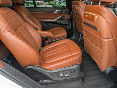 Used 2023 BMW X7 M60i w/ Executive Package AWD/4WD image 25