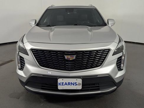 Used 2020 Cadillac XT4 Premium Luxury image 3