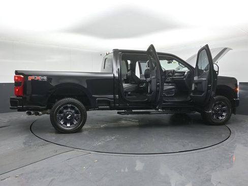 Used 2024 Ford F250 Lariat w/ Sport Appearance Package AWD/4WD image 49