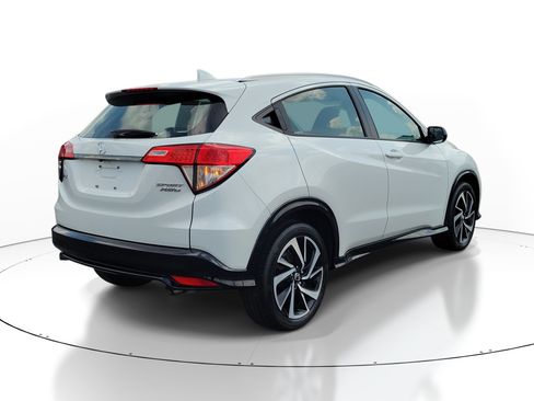 Used 2019 Honda HR-V Sport image 4