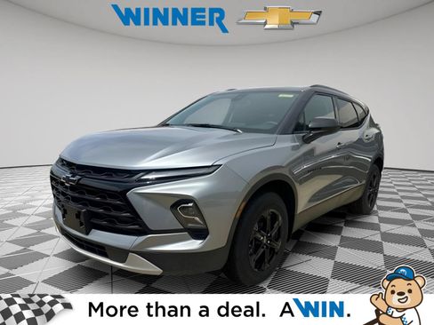 New 2026 Chevrolet Blazer LT w/ Convenience Package FWD image 1