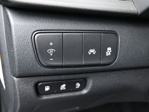 Used 2019 Kia Niro LX image 13