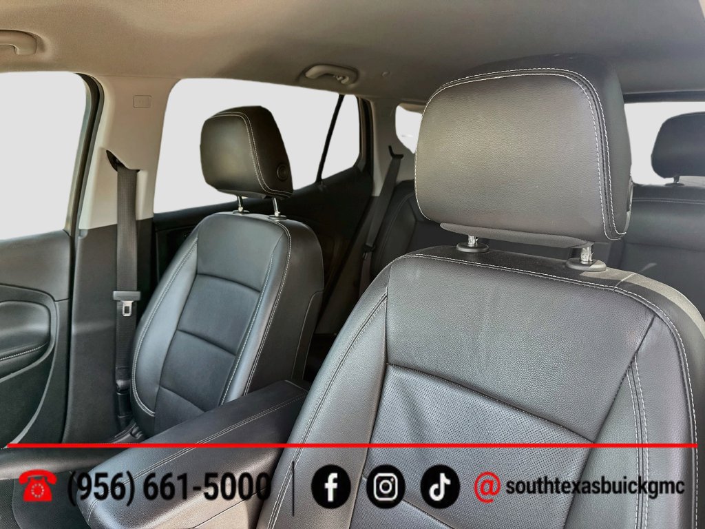 Used 2022 GMC Terrain SLT w/ Infotainment Package II FWD image 14