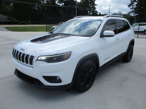 Used 2019 Jeep Cherokee Latitude w/ Popular Appearance Group FWD image 4