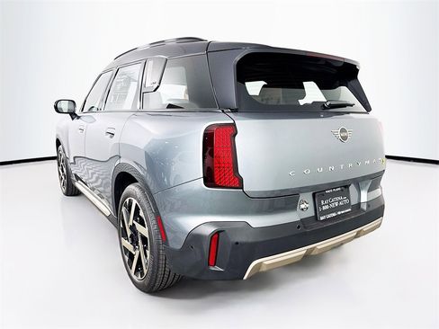 Used 2025 MINI Cooper Countryman SE image 5