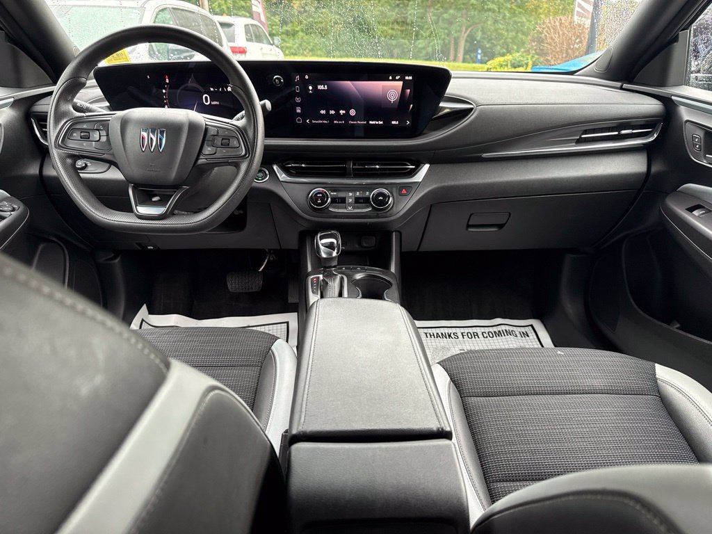 Used 2024 Buick Envista Preferred FWD image 16