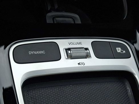 Used 2026 Mercedes-Benz GLB 250 4MATIC image 20