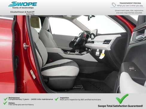 Used 2025 Mitsubishi Outlander SE FWD image 10
