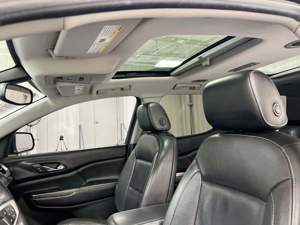 Used 2017 GMC Acadia SLT FWD image 20