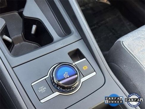 Used 2025 Volkswagen Tiguan S image 25