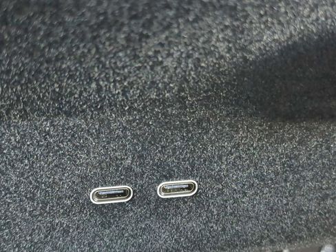 New 2025 Cadillac Escalade IQ Luxury 2 image 19