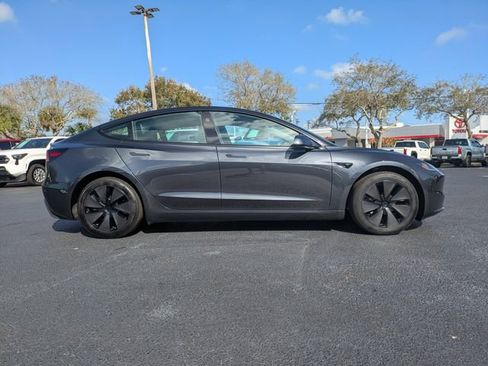 Used 2024 Tesla Model 3 Standard Range image 3