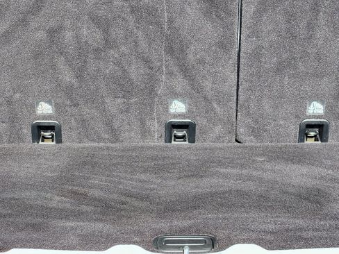 Used 2018 Jeep Compass Latitude image 12