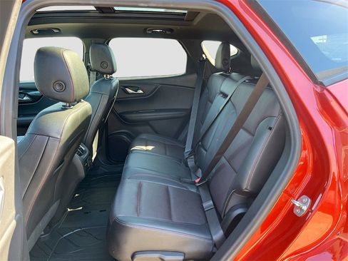 Used 2021 Chevrolet Blazer RS w/ Enhanced Convenience Package image 26