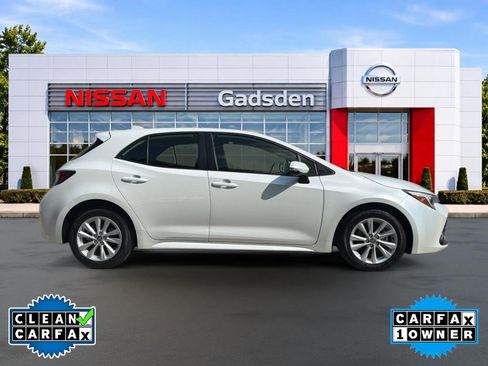 Used 2024 Toyota Corolla SE FWD image 2