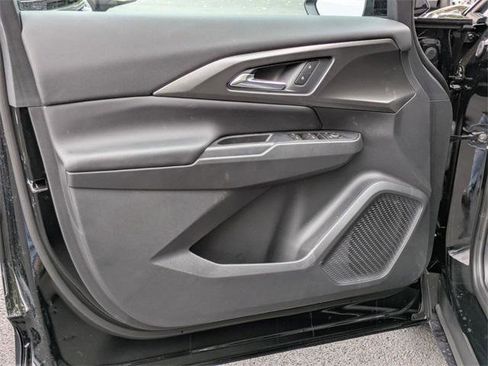 New 2026 Chevrolet Equinox EV LT image 11