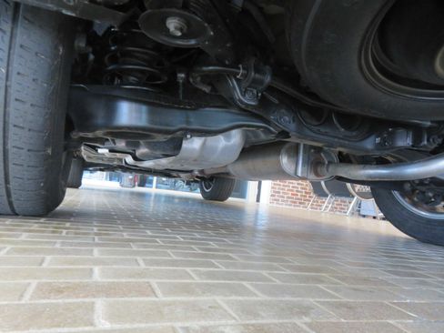 Used 2019 Toyota Highlander SE image 76