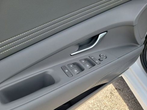 New 2026 Hyundai Elantra Sport FWD image 19