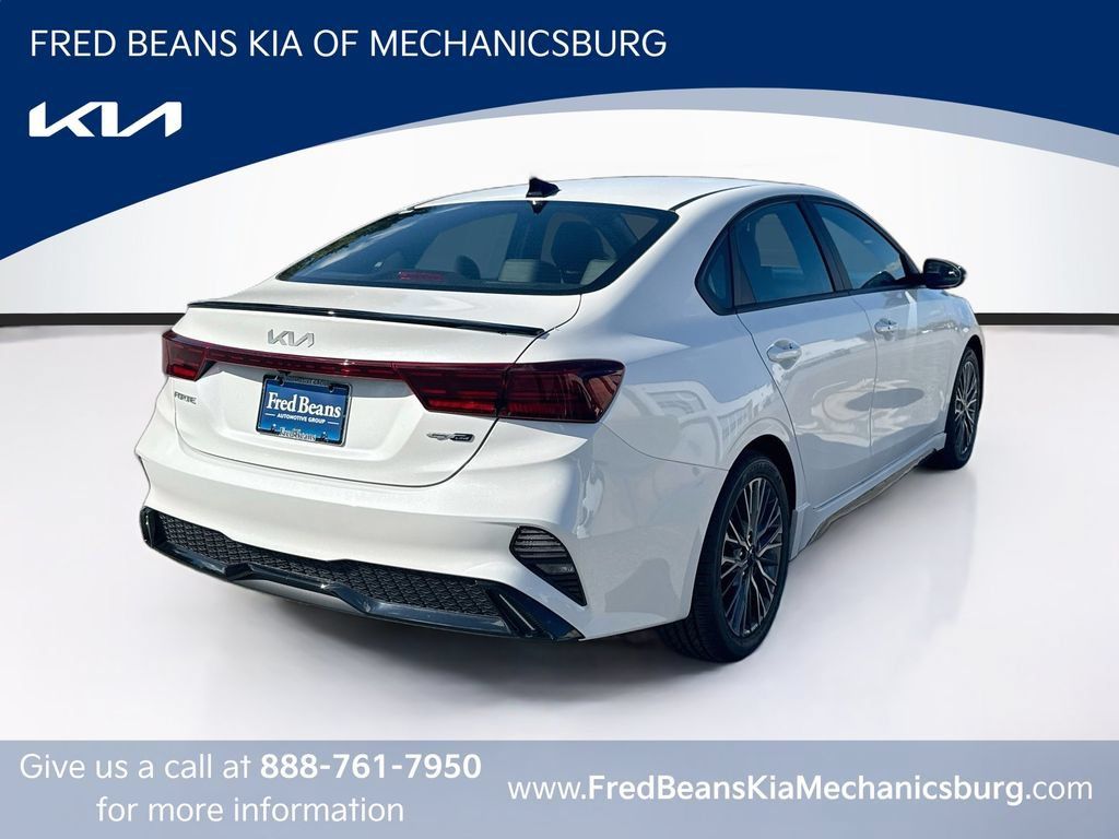 Certified 2023 Kia Forte GT-Line FWD image 7