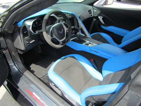 Used 2017 Chevrolet Corvette Grand Sport RWD image 10