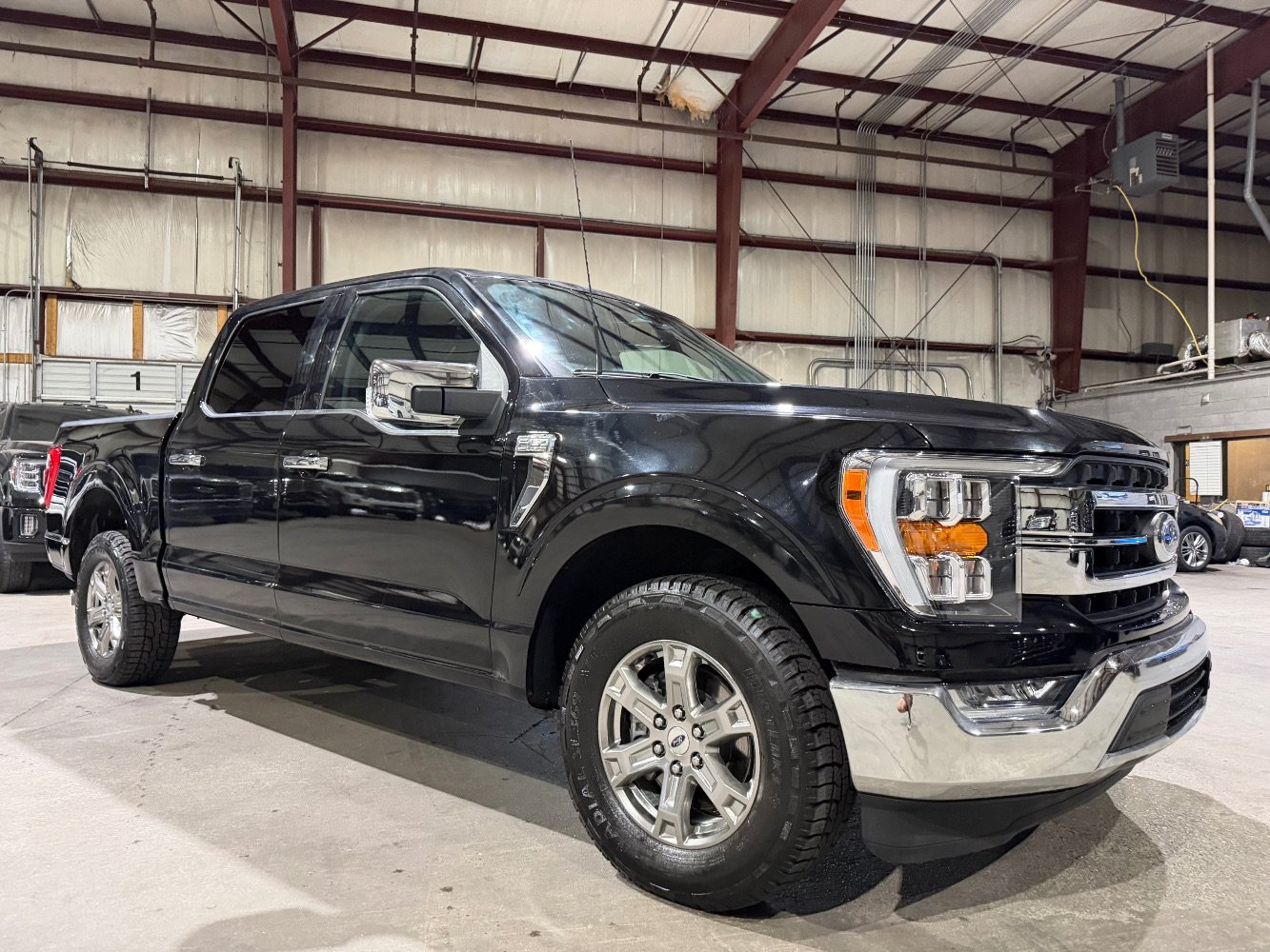 Used 2023 Ford F150 Lariat RWD image 1