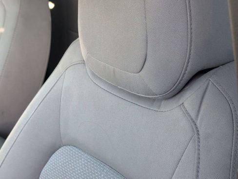 Used 2018 Chevrolet Colorado W/T image 18