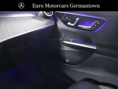 Used 2026 Mercedes-Benz GLC 300 4MATIC image 31
