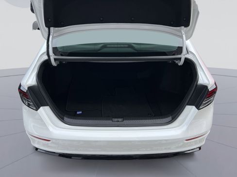 Used 2023 Honda Accord Sport image 25