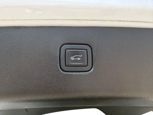 Used 2024 Chevrolet Blazer LT AWD/4WD image 33