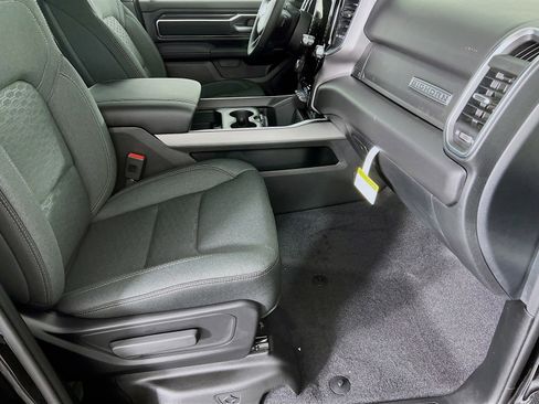 New 2026 RAM 1500 Big Horn AWD/4WD image 23