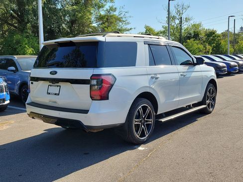 Used 2021 Ford Expedition Limited AWD/4WD image 6