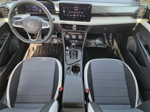 New 2025 Volkswagen Taos S image 18