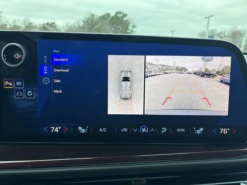 Used 2025 Chevrolet Traverse Z71 w/ Driver Confidence Package image 20