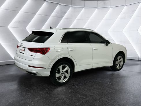 Used 2021 Audi Q3 2.0T Premium image 4