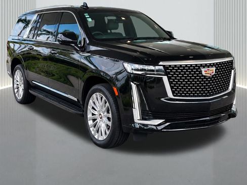 Used 2023 Cadillac Escalade ESV Premium Luxury w/ LPO, Floor Liner Package RWD image 7