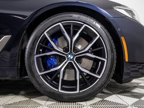 Used 2022 BMW M550i xDrive w/ Premium Package AWD/4WD image 43