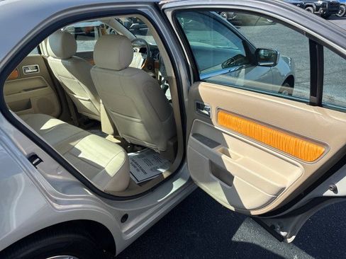 Used 2008 Lincoln MKZ FWD image 39