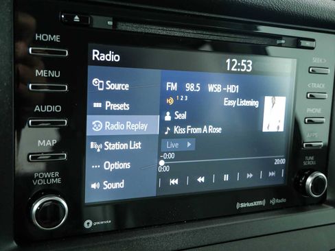 Used 2018 Toyota Sienna XLE w/ XLE Navigation Package FWD image 13
