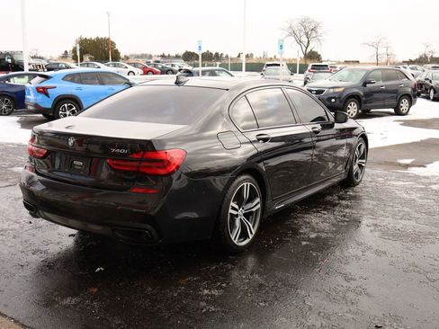 Used 2019 BMW 740i 740i Sedan 4D w/ M Sport Package image 5