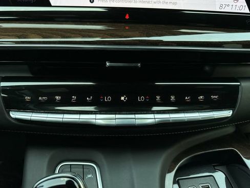 Certified 2022 Cadillac Escalade ESV Sport Platinum RWD image 27