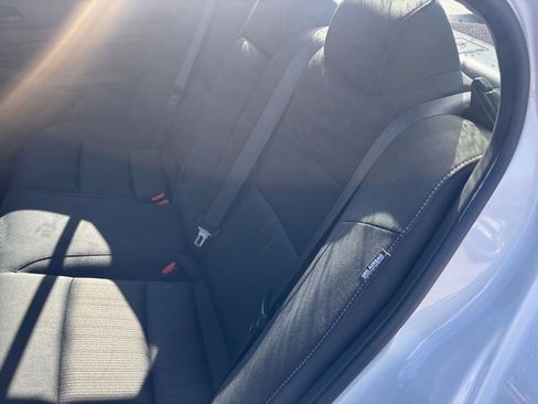 Used 2025 Nissan Altima 2.5 SV image 38