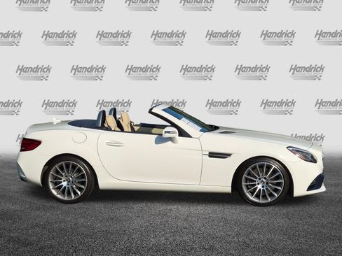Used 2017 Mercedes-Benz SLC 300 image 11