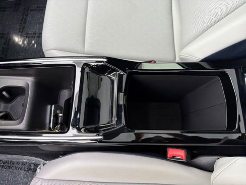 Certified 2023 Volkswagen ID.4 Pro S Plus image 27