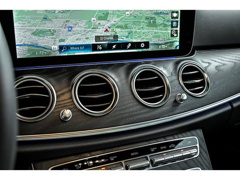 Certified 2023 Mercedes-Benz E 350 4MATIC Sedan image 21