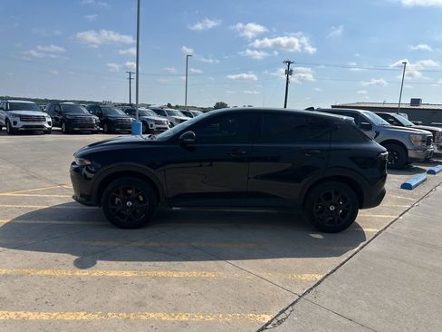 Used 2024 Dodge Hornet GT w/ GT Blacktop Package AWD/4WD image 4