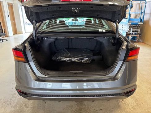 Used 2022 Nissan Altima 2.5 SV AWD/4WD image 22