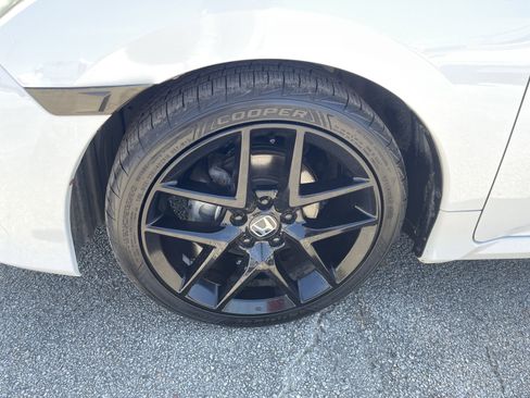 Used 2017 Honda Civic LX image 11