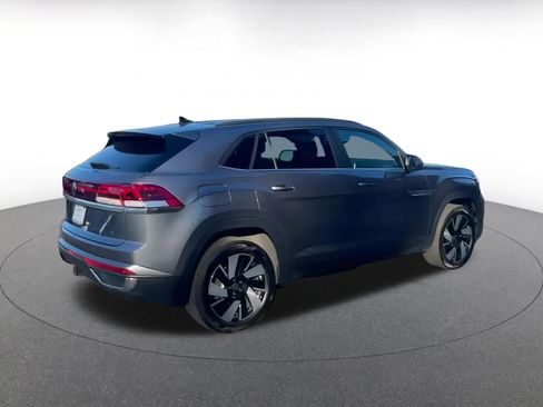 Used 2025 Volkswagen Atlas Cross Sport SE image 14