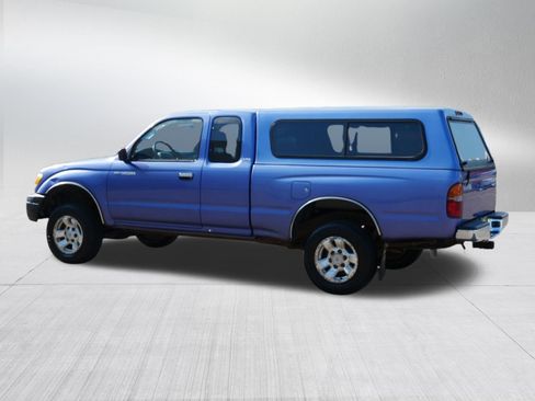 Used 1999 Toyota Tacoma PreRunner RWD image 5
